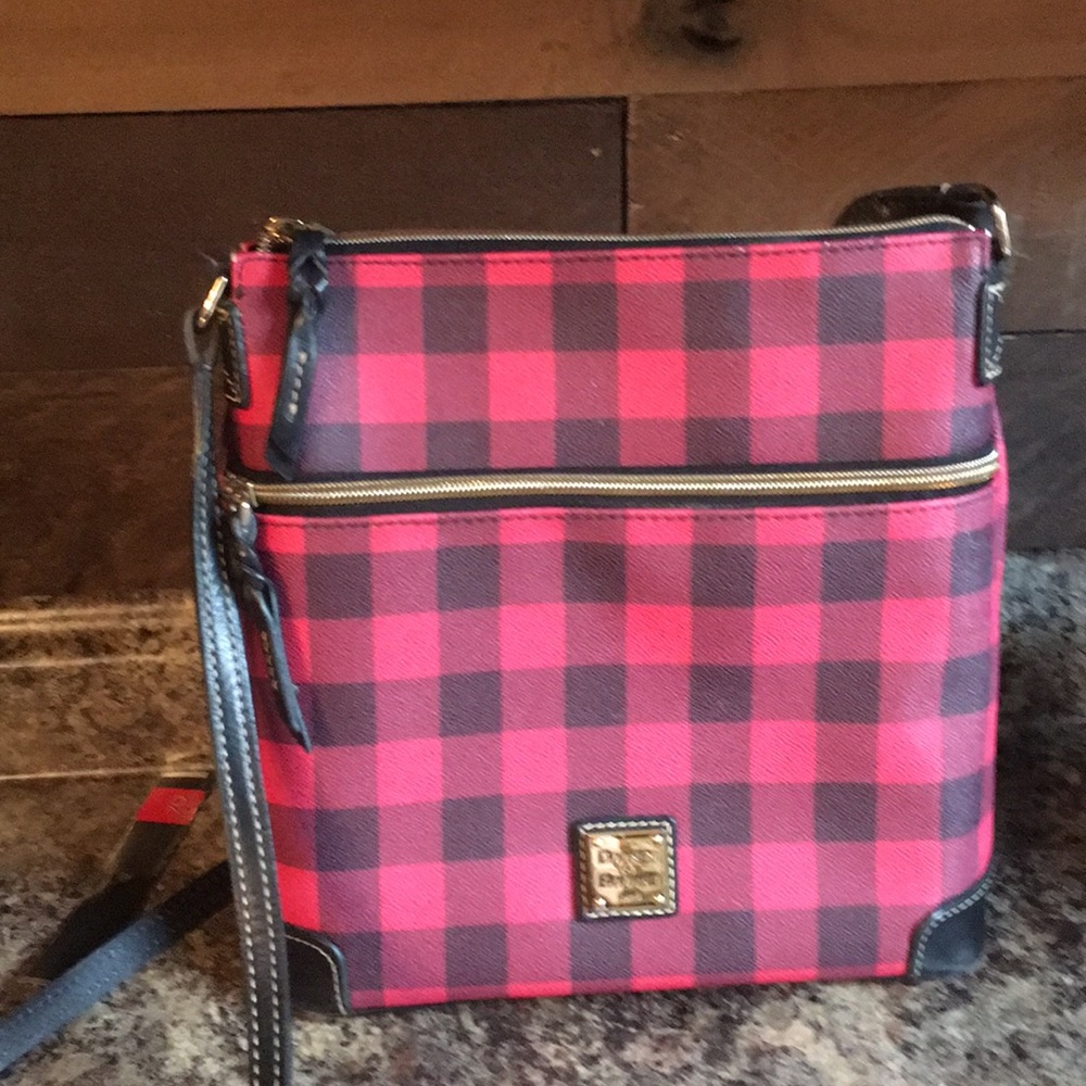 Dooney and bourke plaid pocketbook